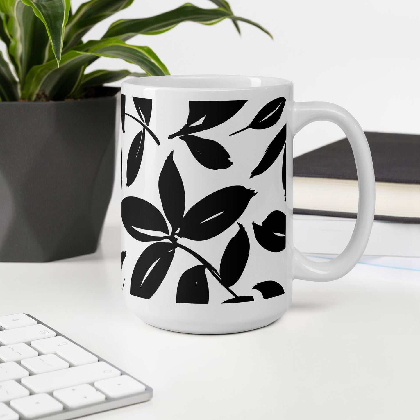 Leafy glossy mug